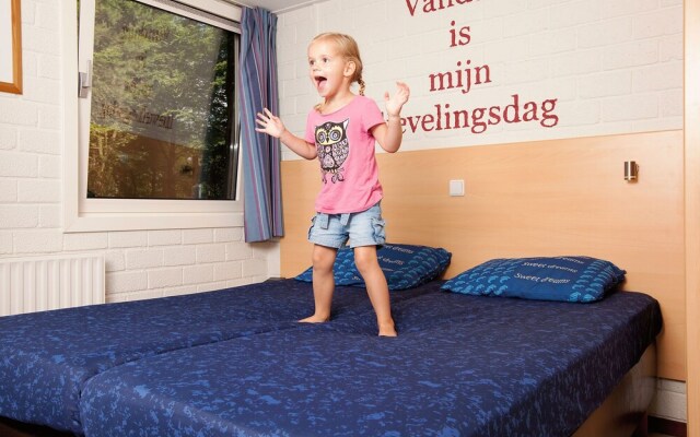 Ground Floor Bungalow With Microwave Near the Kootwijkerzand