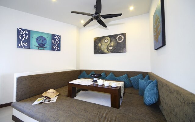Villa Hin Fa 8 Bed Seaviews in Extensive Modern Grandeur