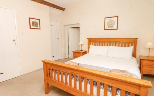 West Henstill House