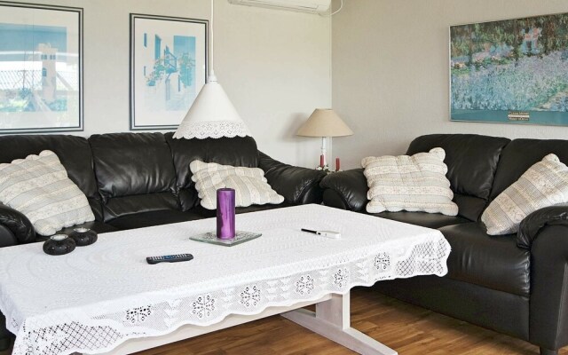 Cozy Holiday Home in Hadsund near Sea