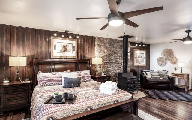 Rustic Pines Retreat