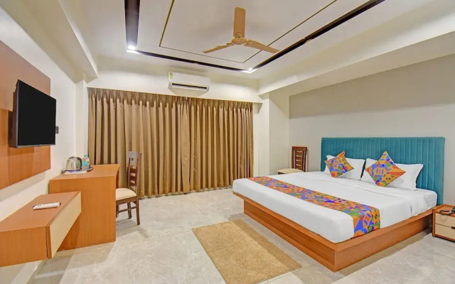 Fabhotel New Moshi Grrand