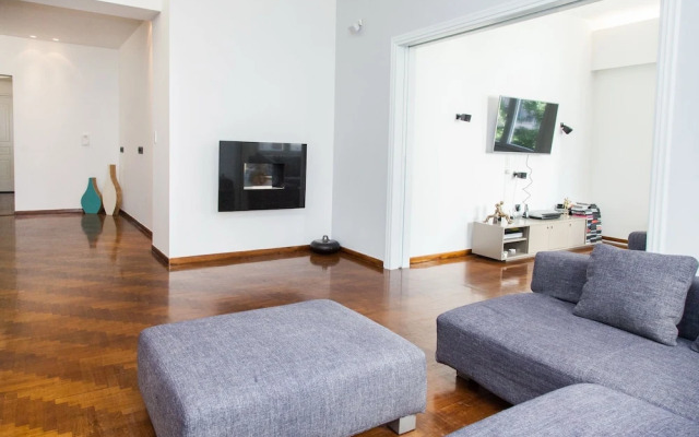 Deluxe Apt. in the Heart of Kolonaki