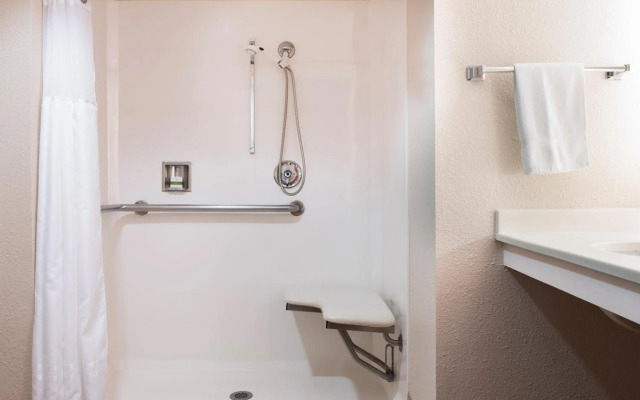 Larkspur Landing Extended Stay Suites Pleasanton