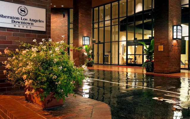 Sheraton Grand Los Angeles