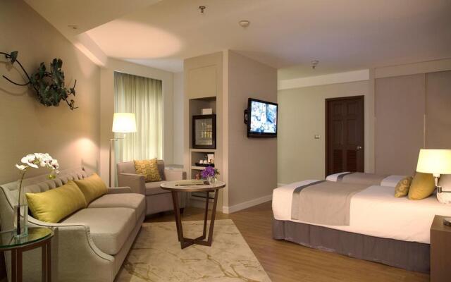 Grand Diamond Suites Hotel