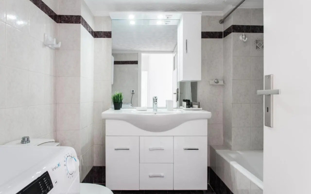 Splendid 3BR Apartment close to Olympic Stadium