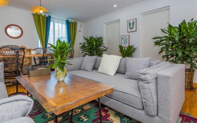 Qingdao Shinan·Qingdao Library· Locals Apartment 00130930
