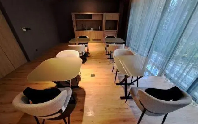 Boutech Wuri Village Hotel
