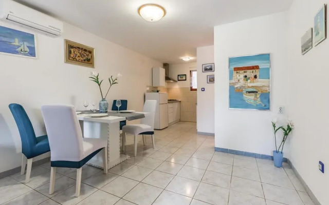 Awesome Home in Pula With Wifi and 2 Bedrooms