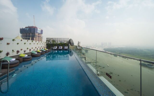 Liberty Central Saigon Riverside