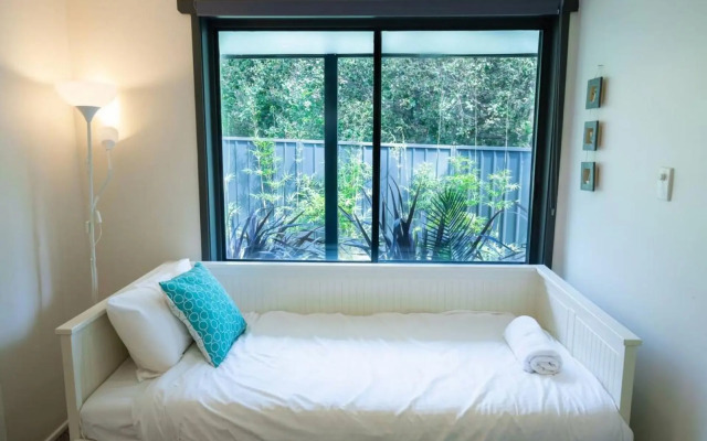 'Araluen' - Peaceful family hideaway with pool