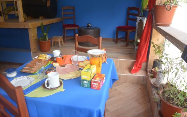 Chez Hujo