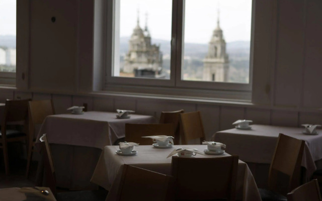 Méndez Núñez Hotel