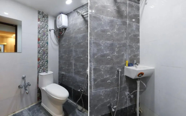 Hotel Signature by OYO Rooms