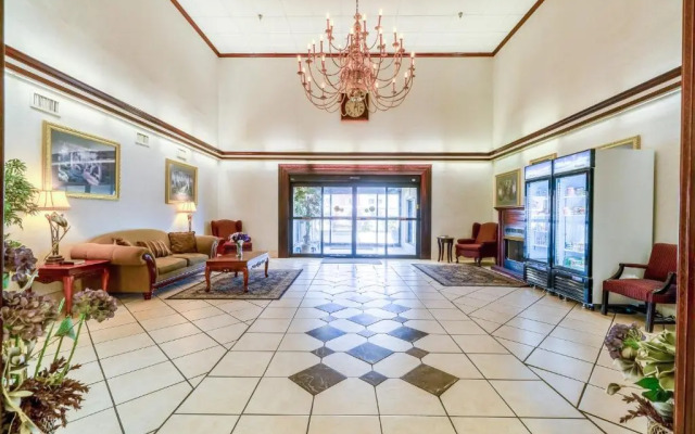 Ark Suites By OYO Jonesboro I-555