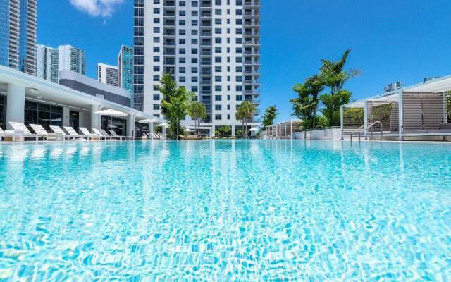 Global Luxury Suites Downtown Miami