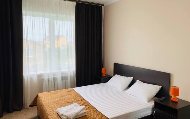 Milan (Новофедоровка)