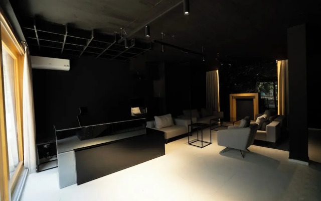 Biond Hotel