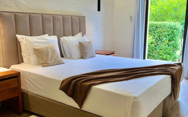 Hotel Aatu - Adults Only