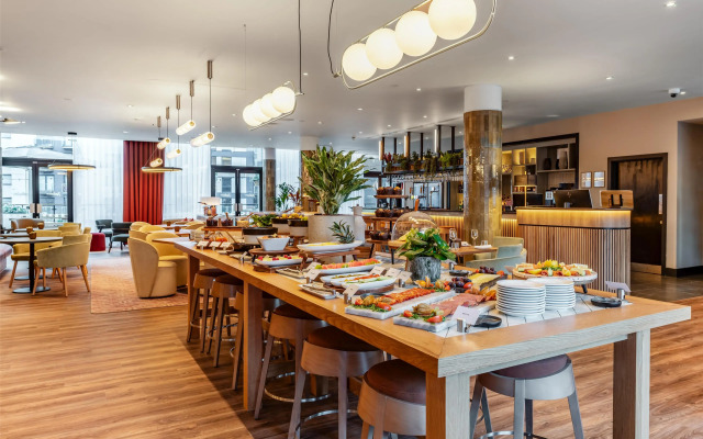 Radisson Hotel Manchester City Centre, A Verified Net Zero Hotel