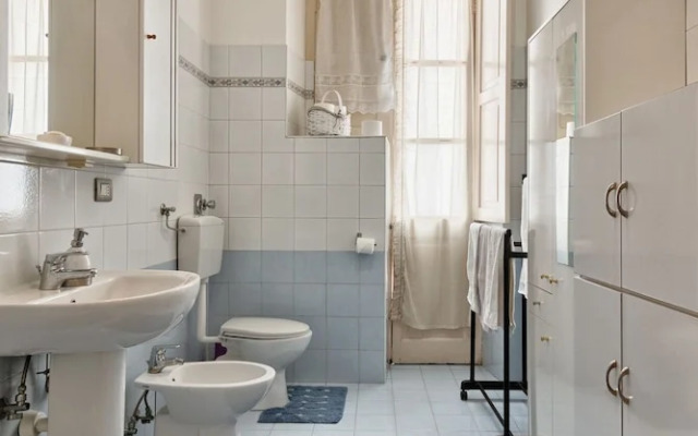 Porta Nuova Roomy Flat