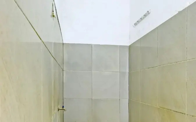 SPOT ON 91376 Hotel Bintang Flores