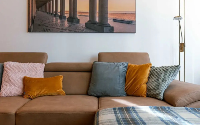 Charming Apartment Close to the Harbor