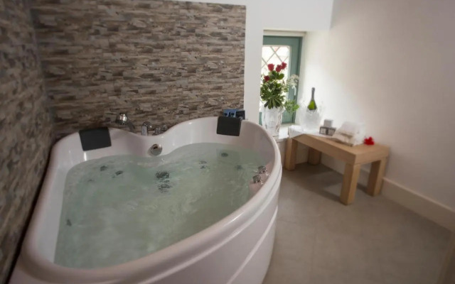 Palazzo Brunaccini Boutique Hotel