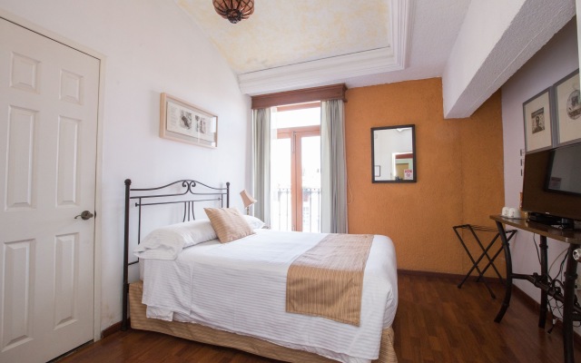 Pórtico Hotel & Galería