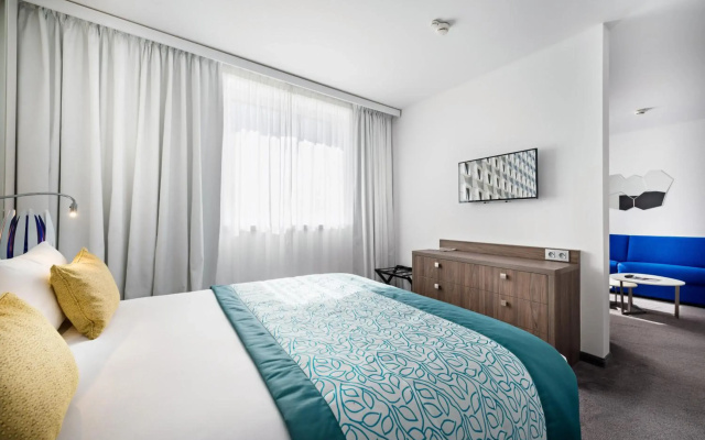 Golden Tulip Marseille Euromed