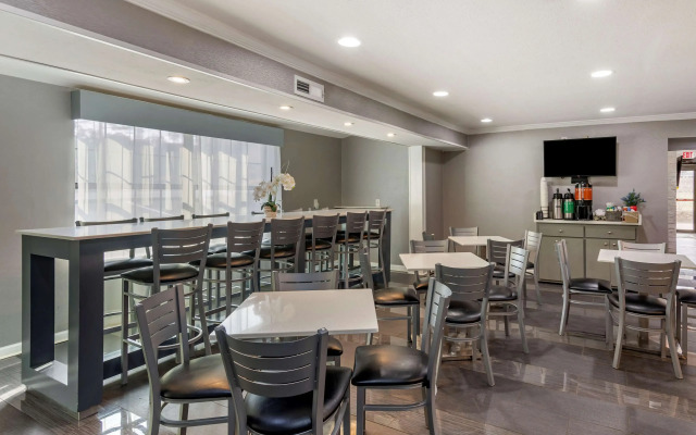 Best Western Allatoona Inn & Suites