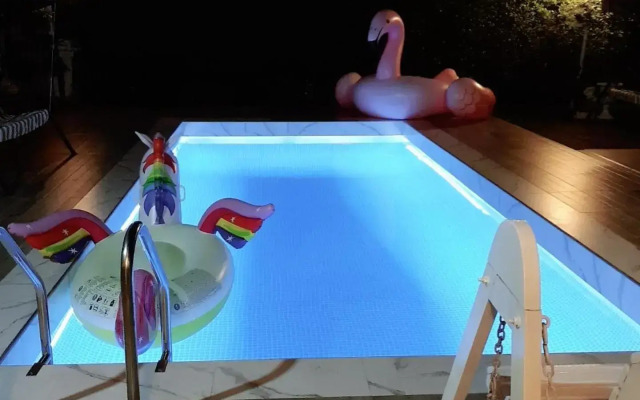 Little home poolvilla