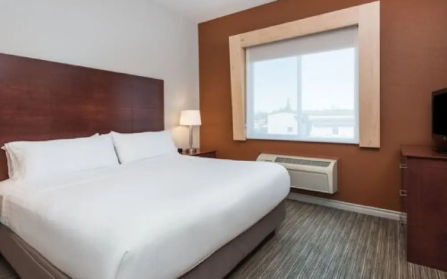 Holiday Inn Express & Suites 1000 Islands - Gananoque