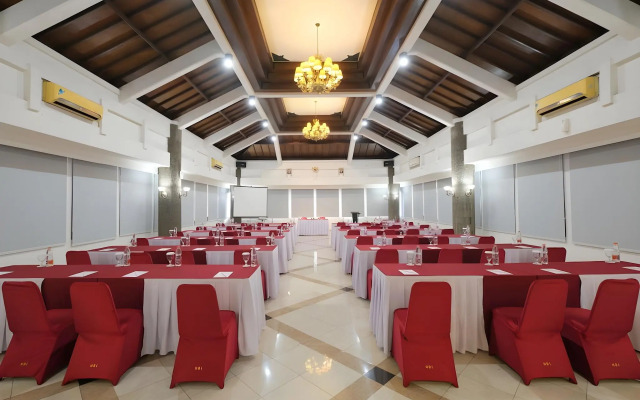 Grand Orchid Hotel