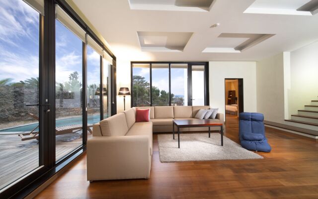 Libentia Hotel & Pool Villa