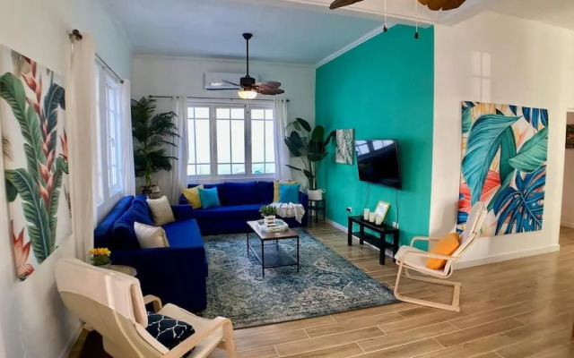 Casa Blanca in the Heart of Miramar