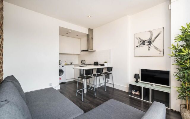 Fantastic 1BD Flat in the Centre