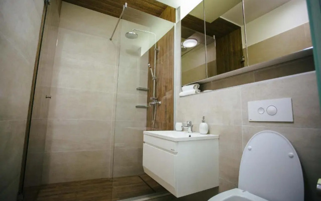 Briana Luxury Studio