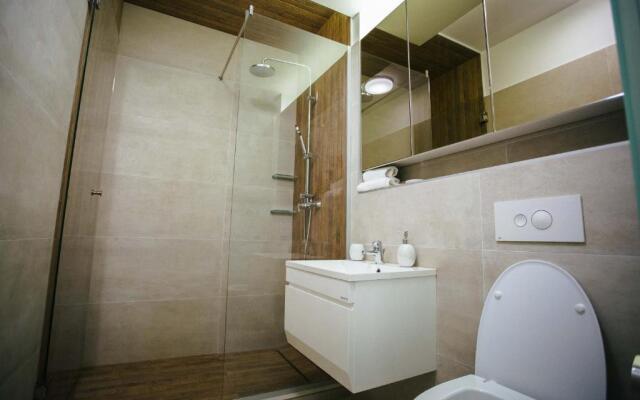 Briana Luxury Studio