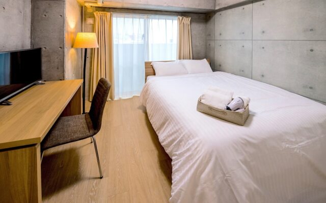 Little Island Okinawa Miebashi