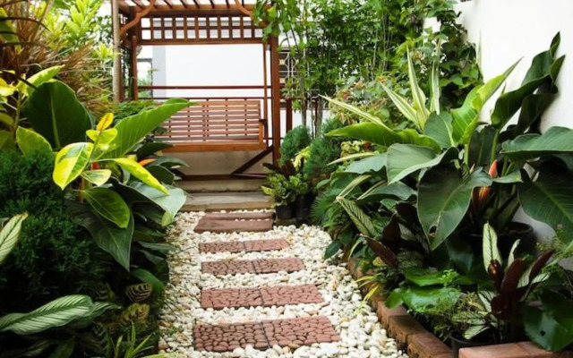 Unico Srinakarin Residence