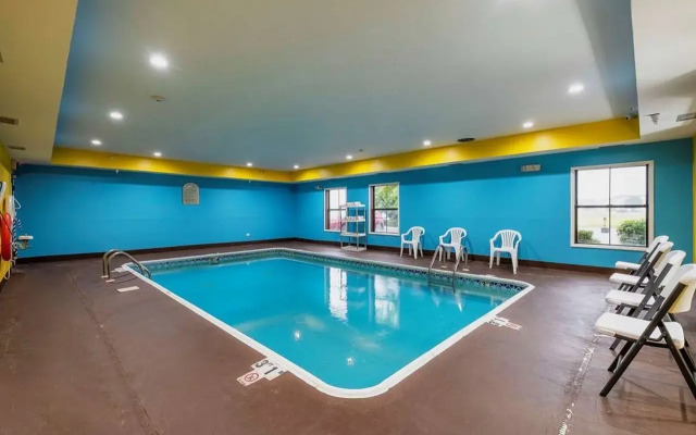 Red Roof Inn & Suites Monee