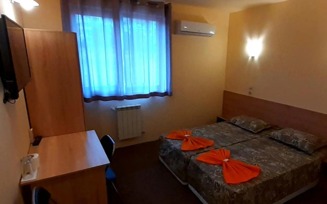 Семеен хотел Къща Тодорови