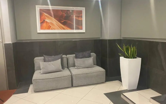 Stylish Dante’s 1-bedroom condo free Wifi & Cinema