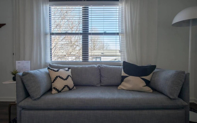 Nashville Skyline I 5 Minutes to Downtown