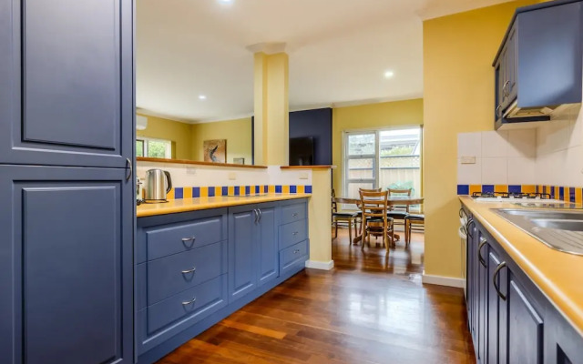 Holly's Beach House - the BnB Collection