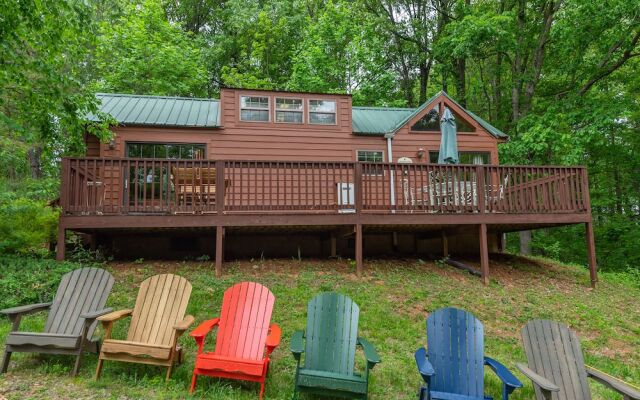 Tiny Balsam Cabin with Magnificent Views