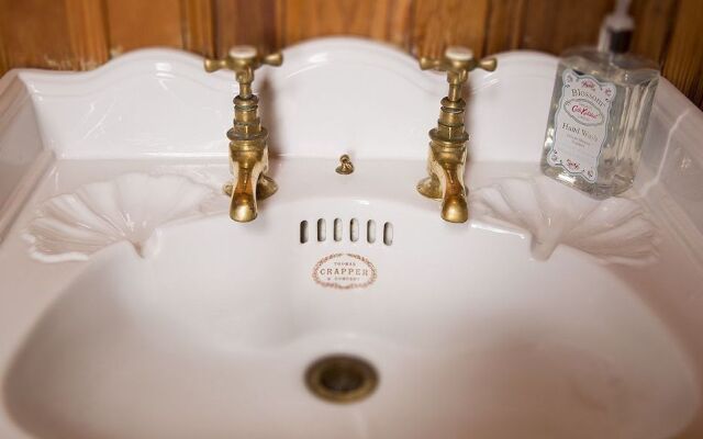 Down Yonder Boutique B&B