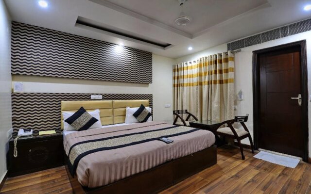 Daanish Residency Hotel
